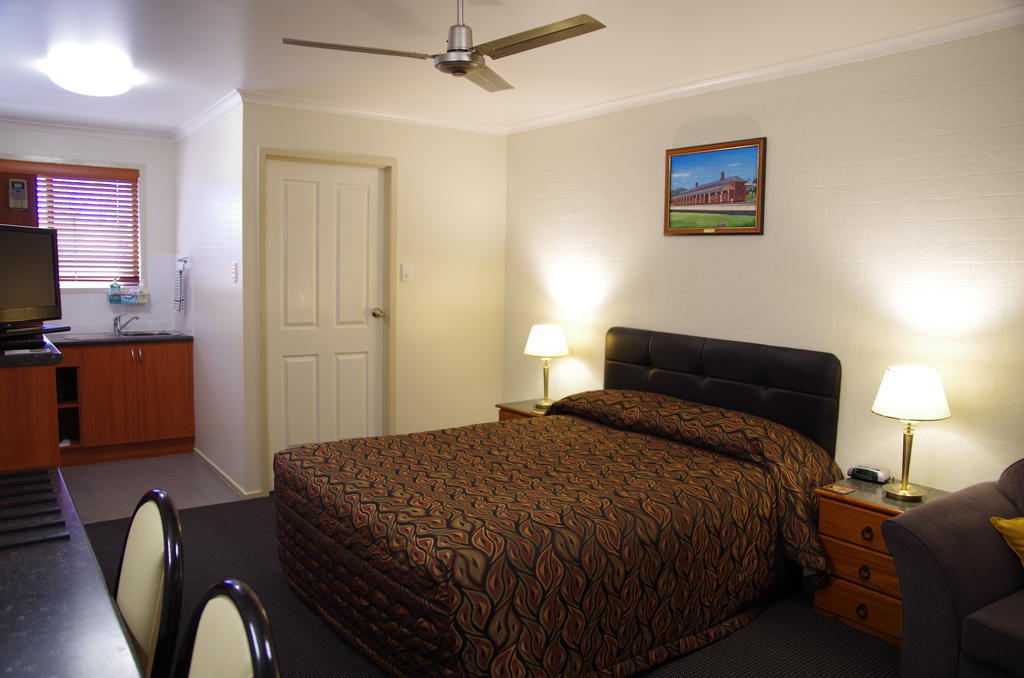 Stannum Lodge Motor Inn Stanthorpe Chambre photo