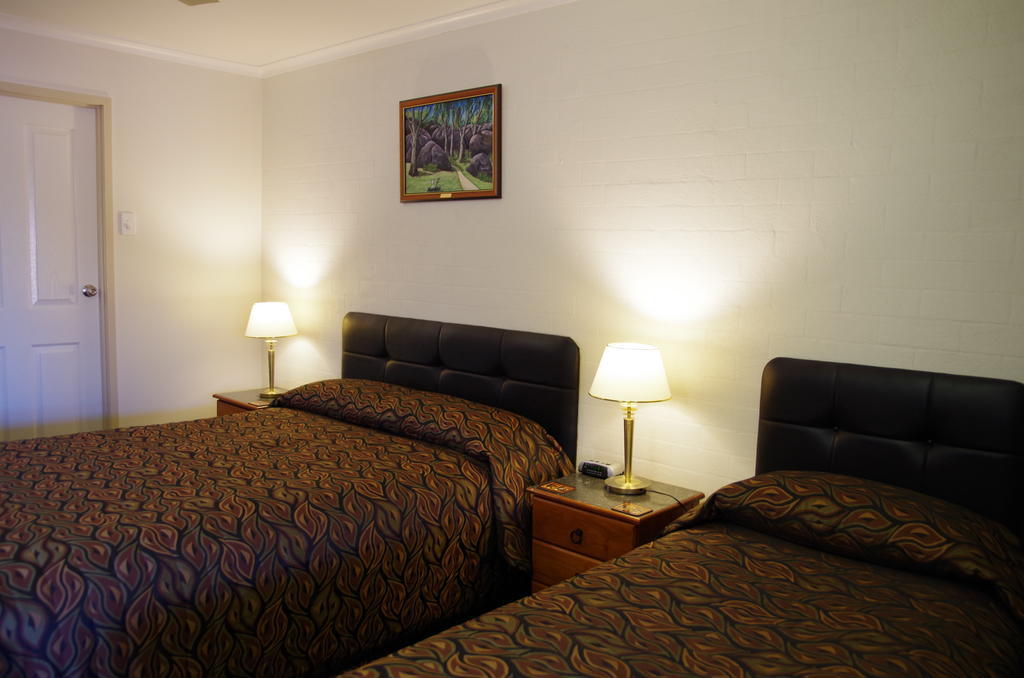 Stannum Lodge Motor Inn Stanthorpe Chambre photo