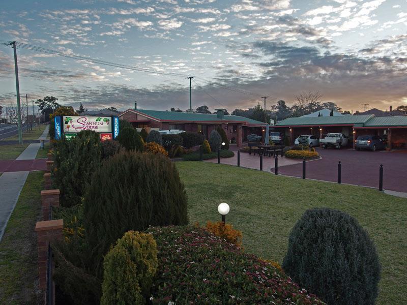 Stannum Lodge Motor Inn Stanthorpe Extérieur photo