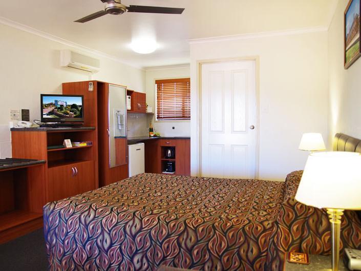 Stannum Lodge Motor Inn Stanthorpe Extérieur photo