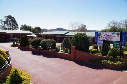 Stannum Lodge Motor Inn Stanthorpe Extérieur photo